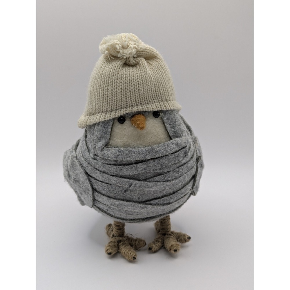 Target (?) Spritz Bird‎ Featherly Friends Gray White Hat Winter Christmas 6.5"